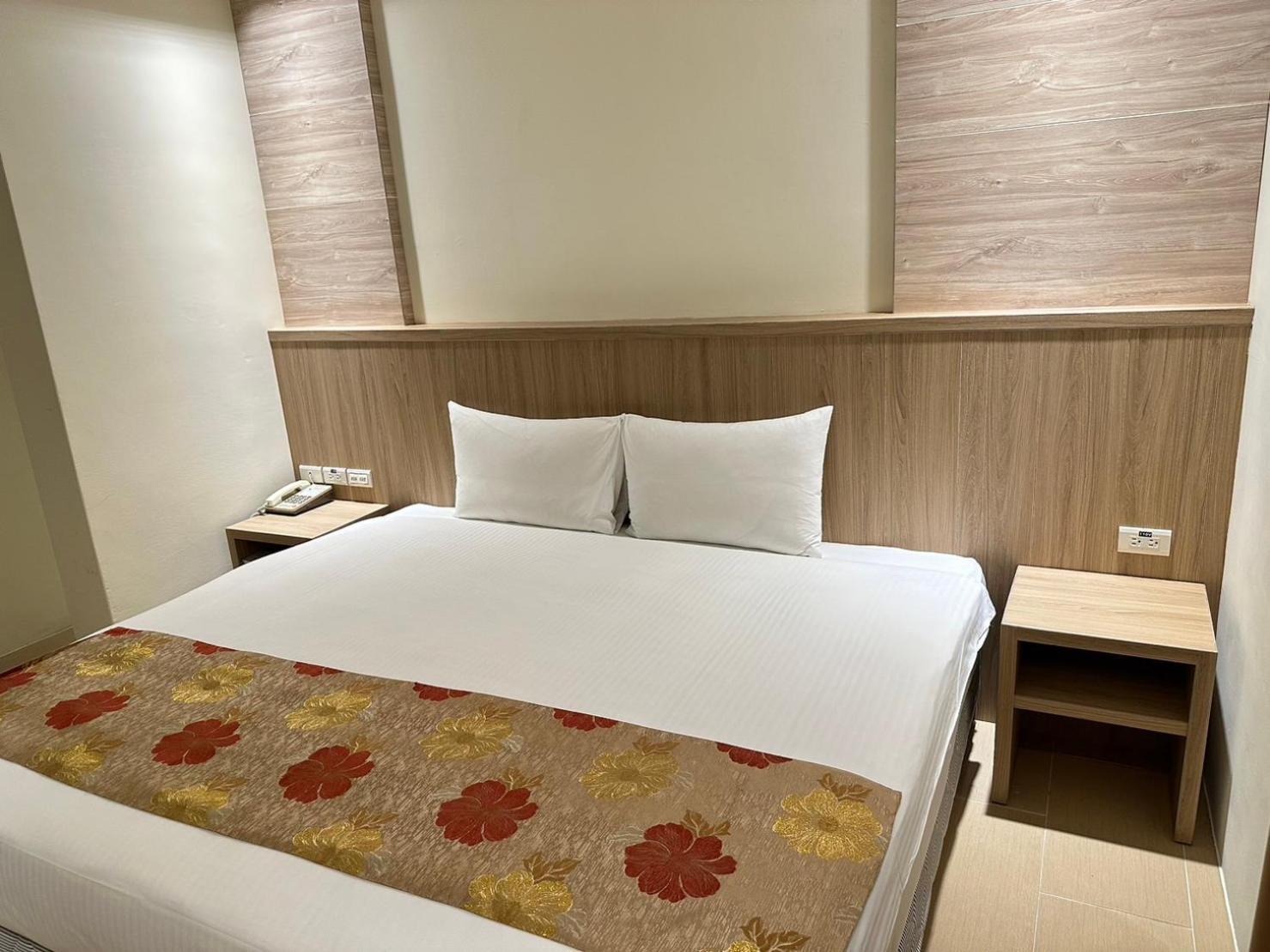 East Town 26 Hotel Hualien Eksteriør bilde