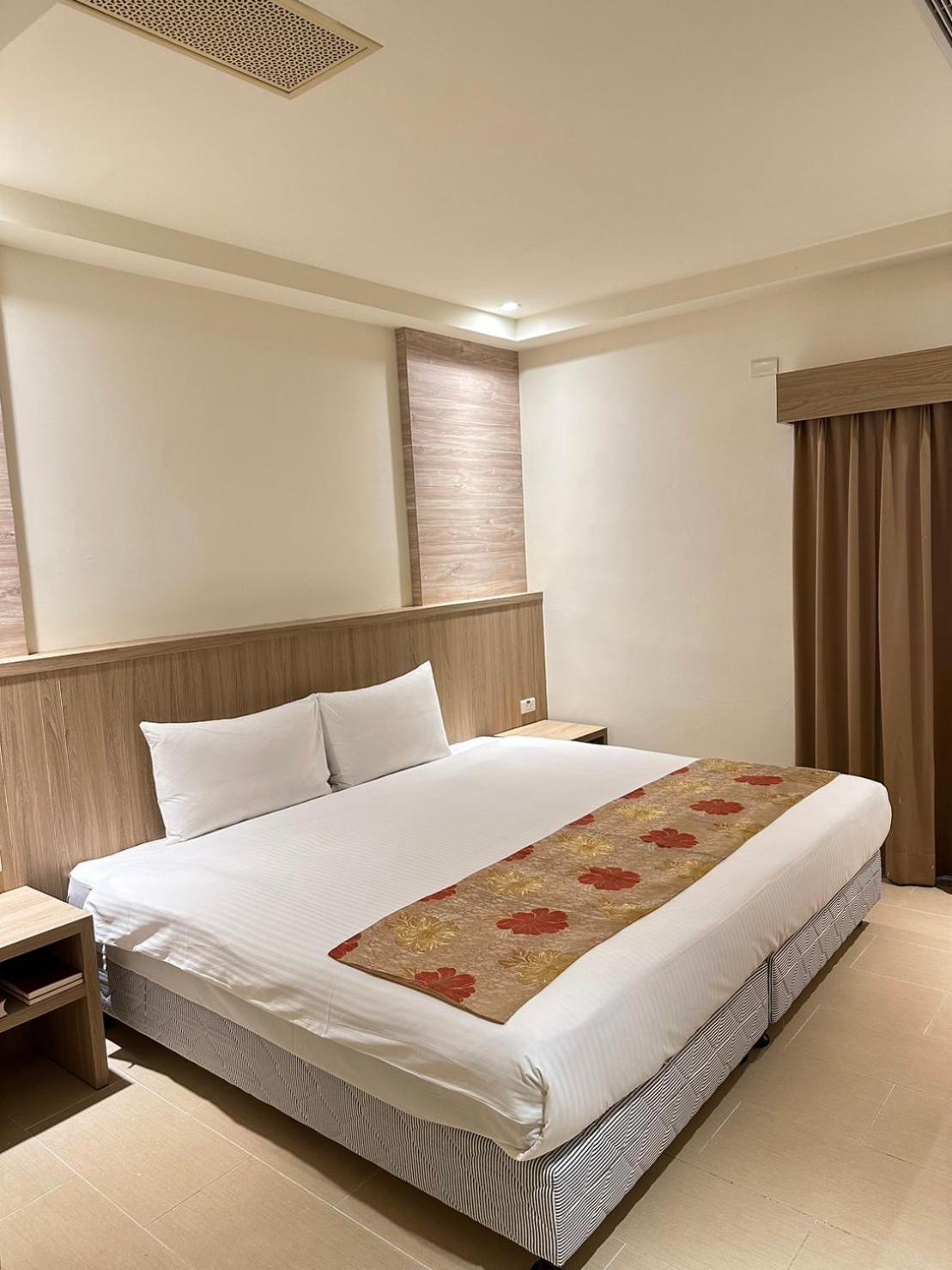 East Town 26 Hotel Hualien Eksteriør bilde