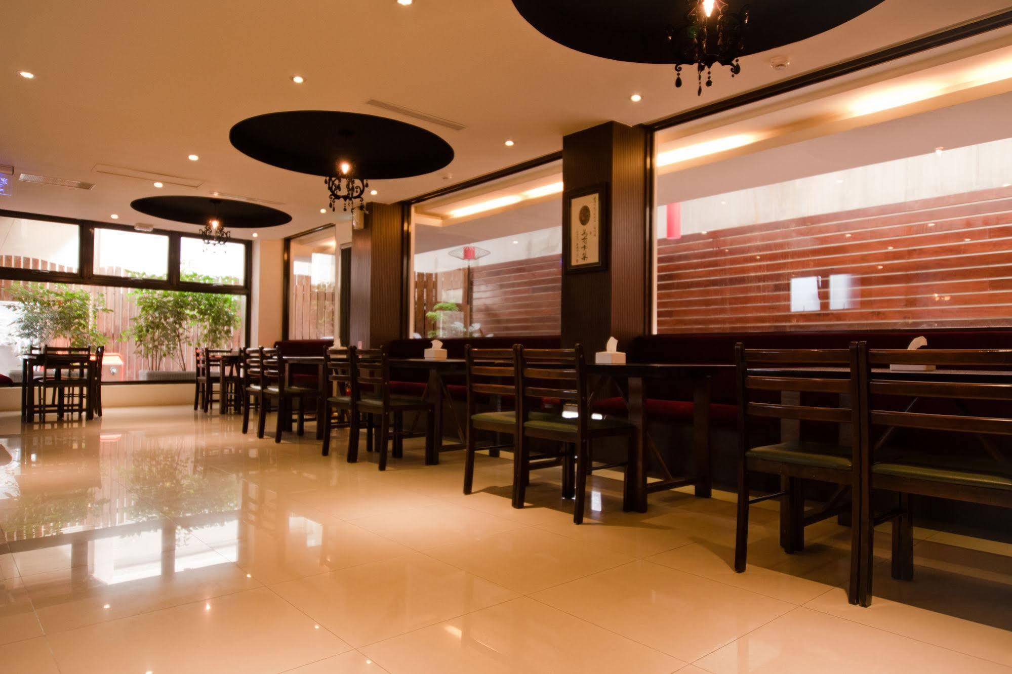 East Town 26 Hotel Hualien Eksteriør bilde